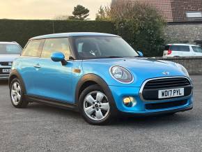 MINI HATCHBACK 2017 (17) at Holders of Congresbury Congresbury